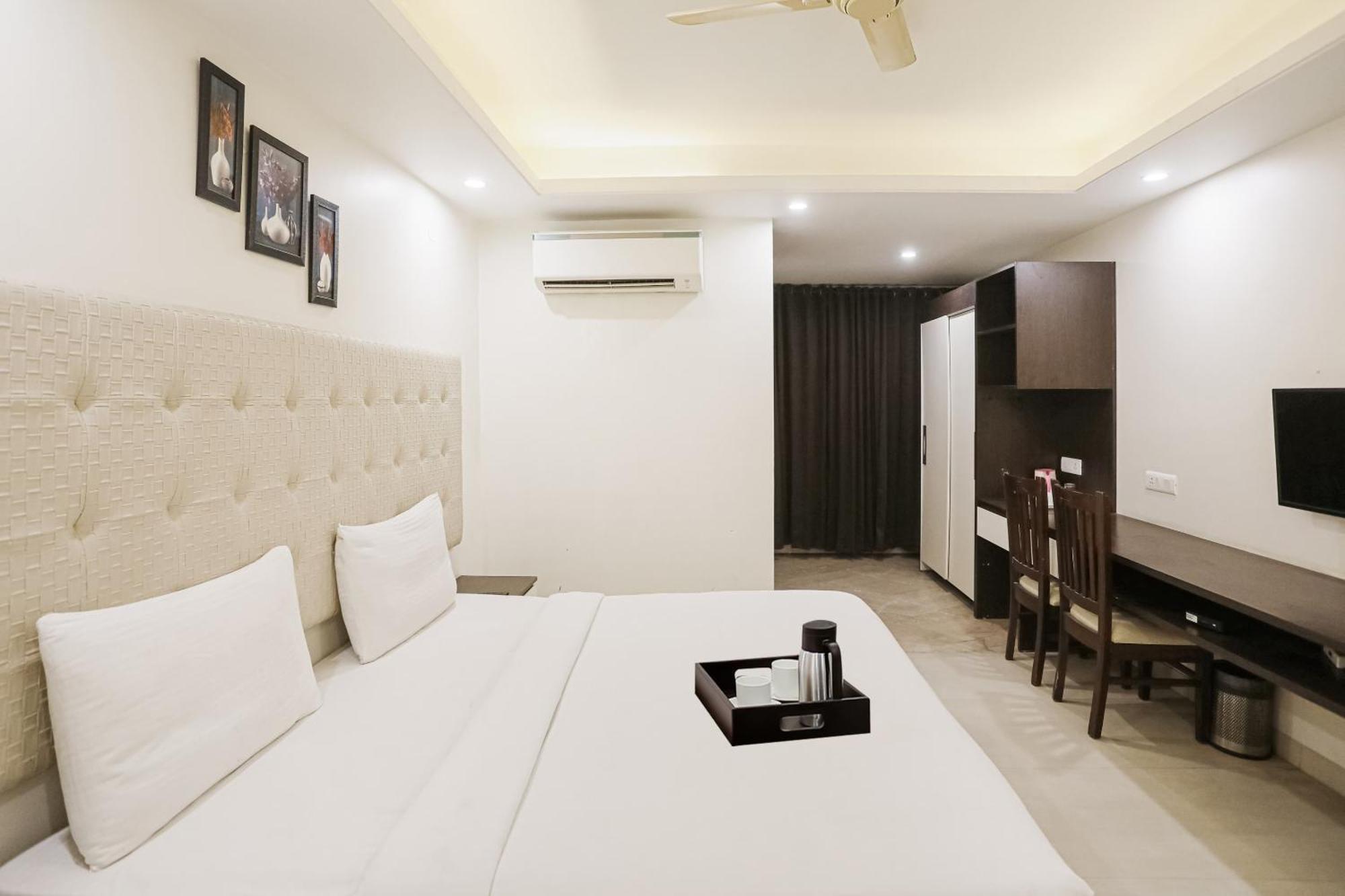 Townhouse The Amv Hotel Gurgaon Ngoại thất bức ảnh