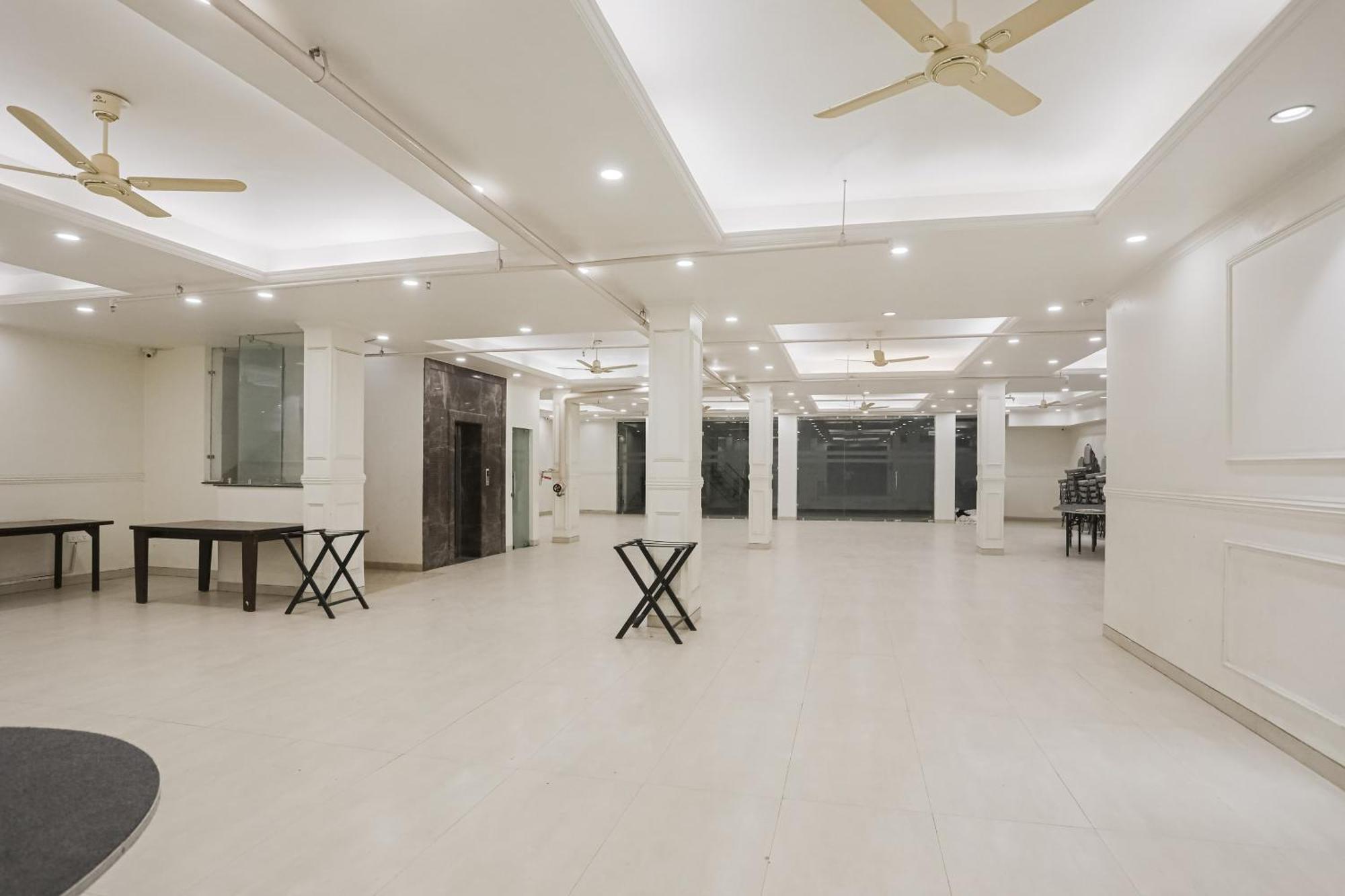 Townhouse The Amv Hotel Gurgaon Ngoại thất bức ảnh