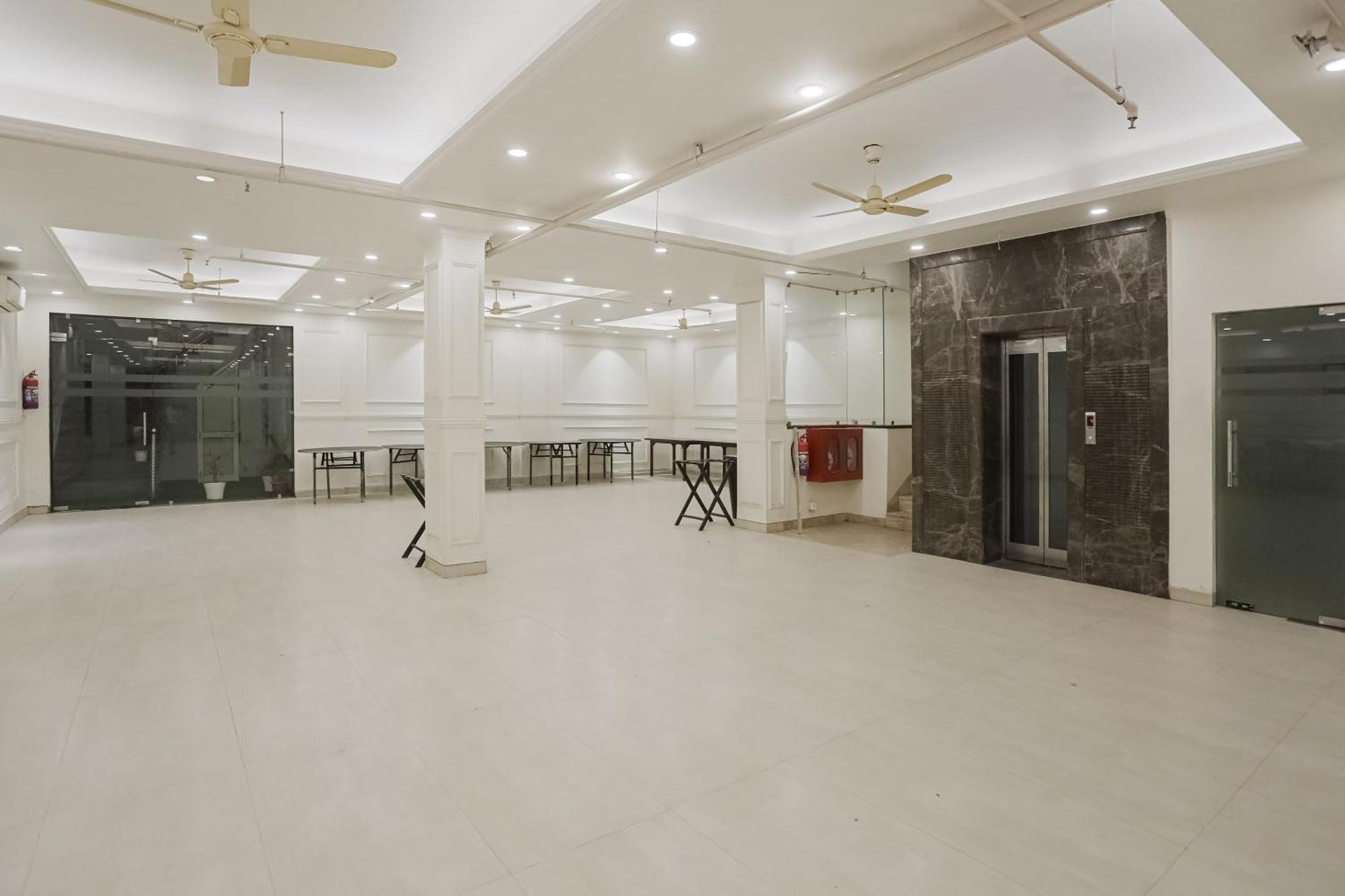 Townhouse The Amv Hotel Gurgaon Ngoại thất bức ảnh