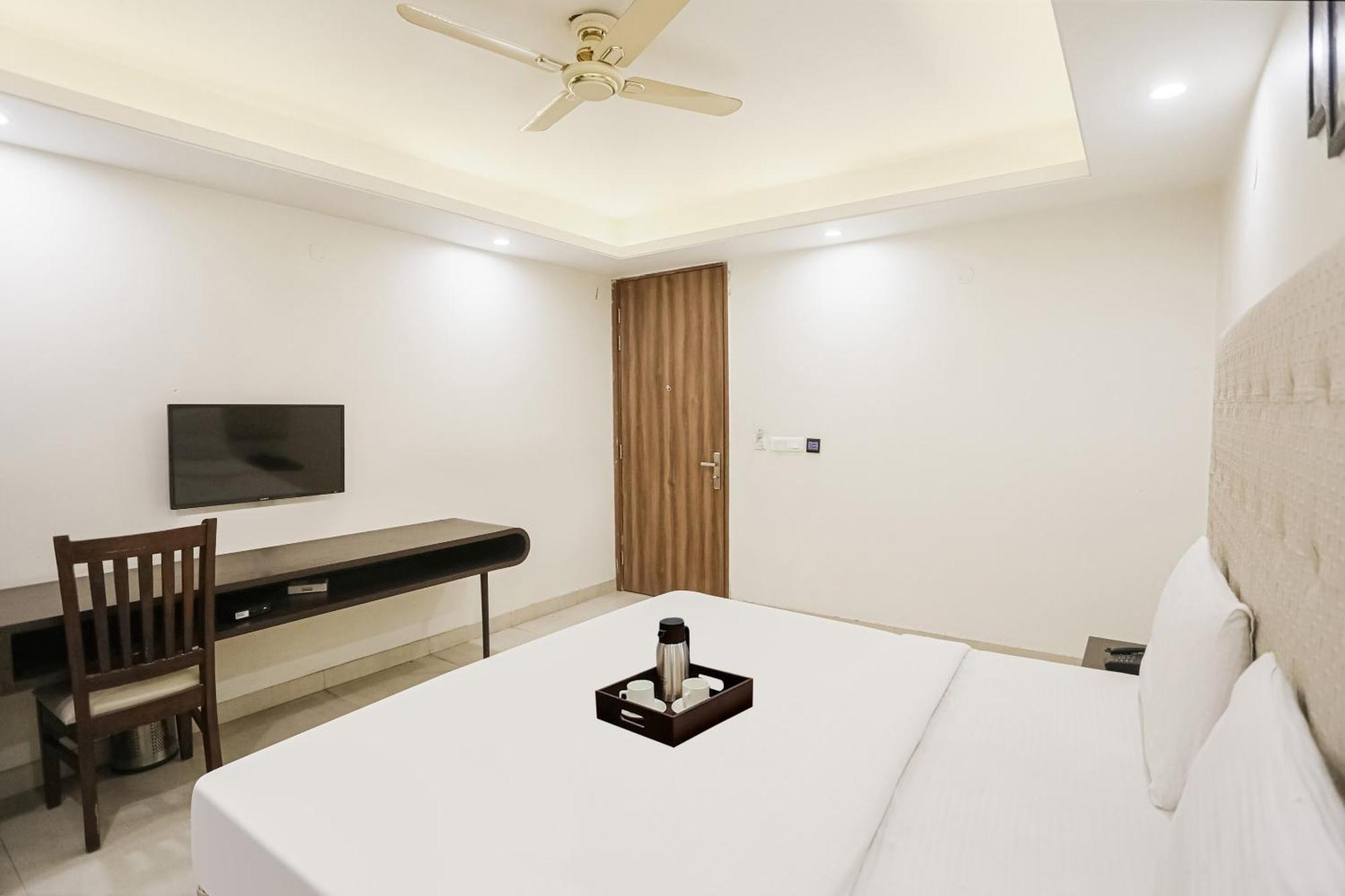 Townhouse The Amv Hotel Gurgaon Ngoại thất bức ảnh