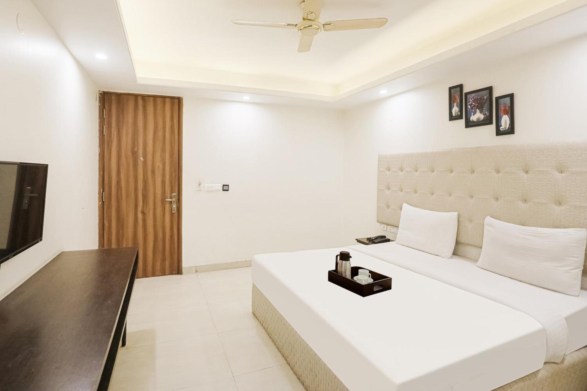 Townhouse The Amv Hotel Gurgaon Ngoại thất bức ảnh